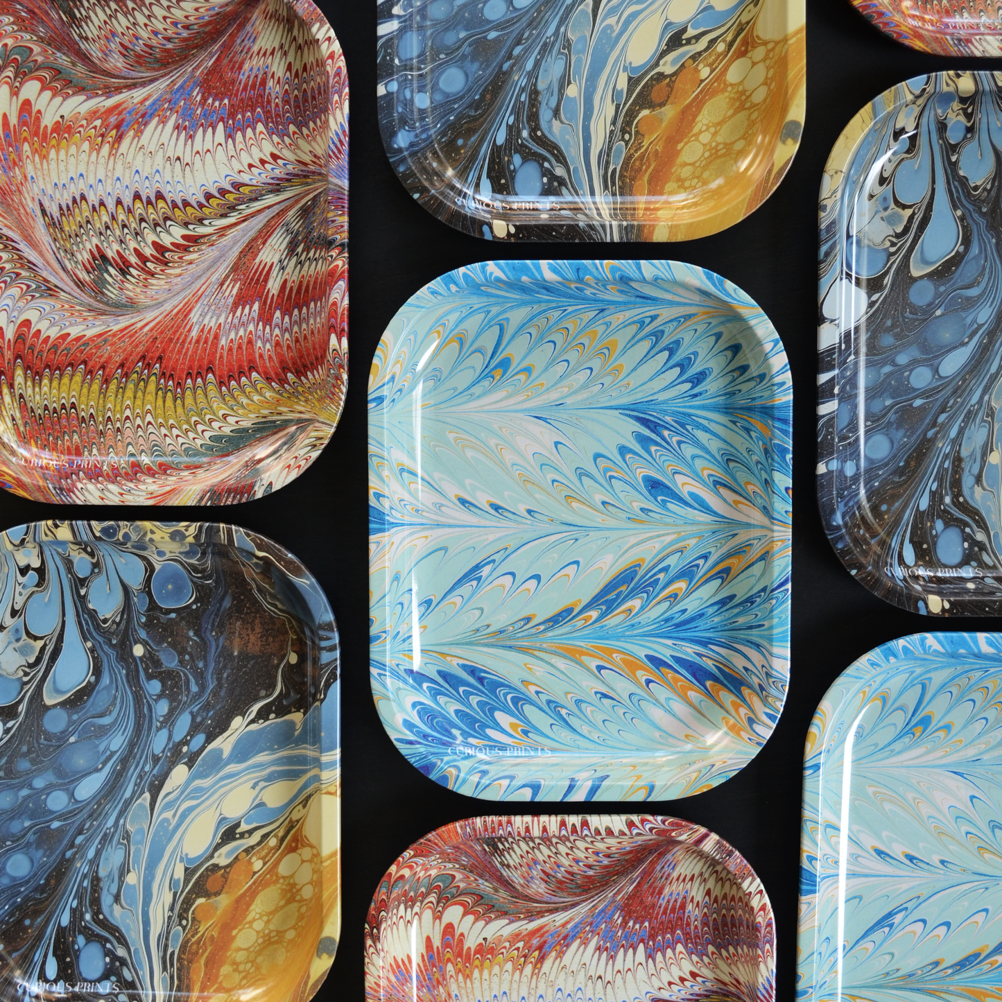 Trippy Marble Paper Pattern Red and Gold Metal Trinket Tray
