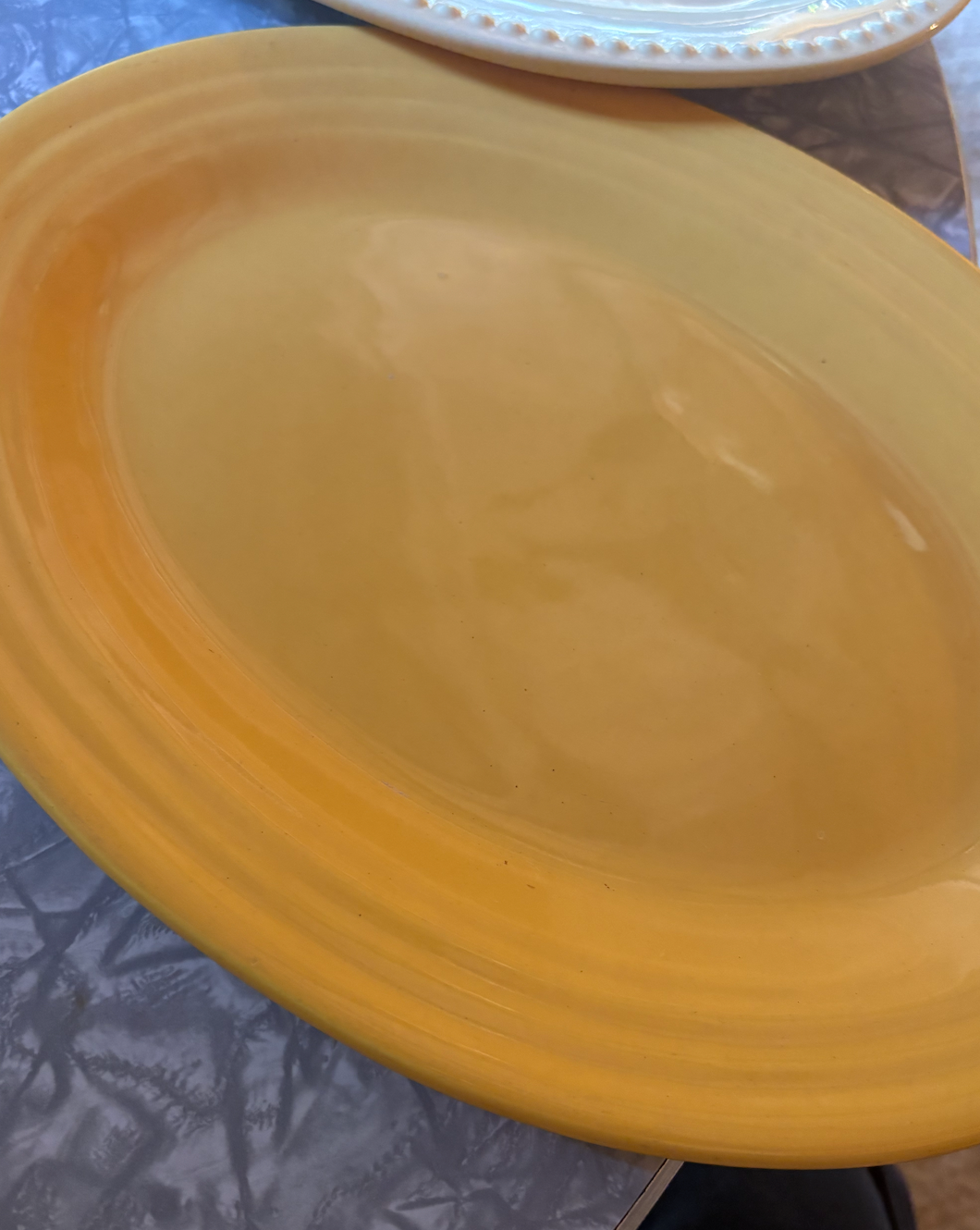 ONE OF ONE - Platter tray yellow vintage Bauer